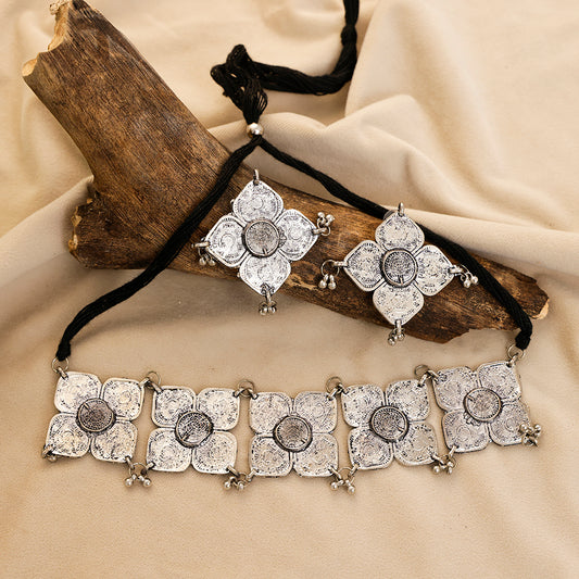 Ayat Oxidized Choker Set